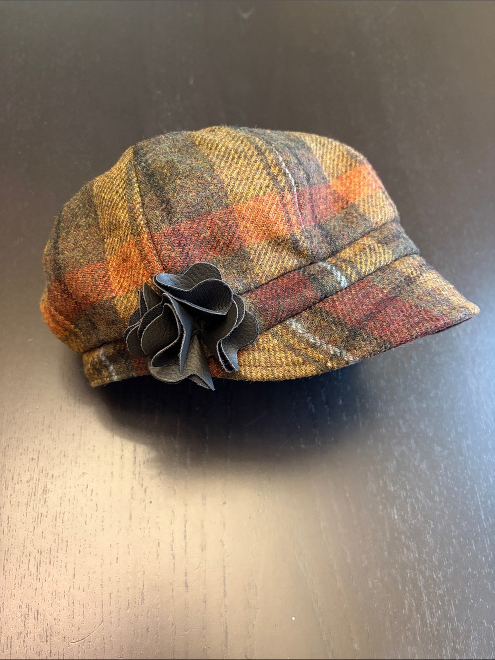 Mucros Weavers Women's Tweed Newsboy Hat - Picture 4 of 9